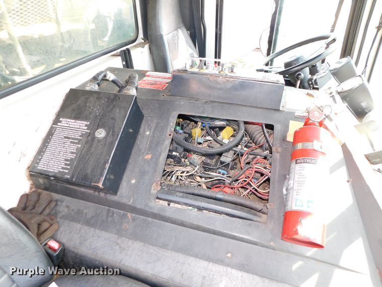 image for item HX9314 2006 Mack MR690S  refuse truck