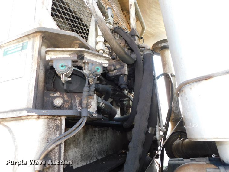 image for item HX9314 2006 Mack MR690S  refuse truck