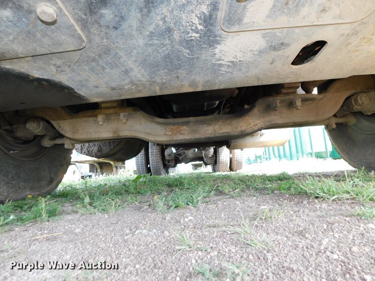 image for item HX9314 2006 Mack MR690S  refuse truck