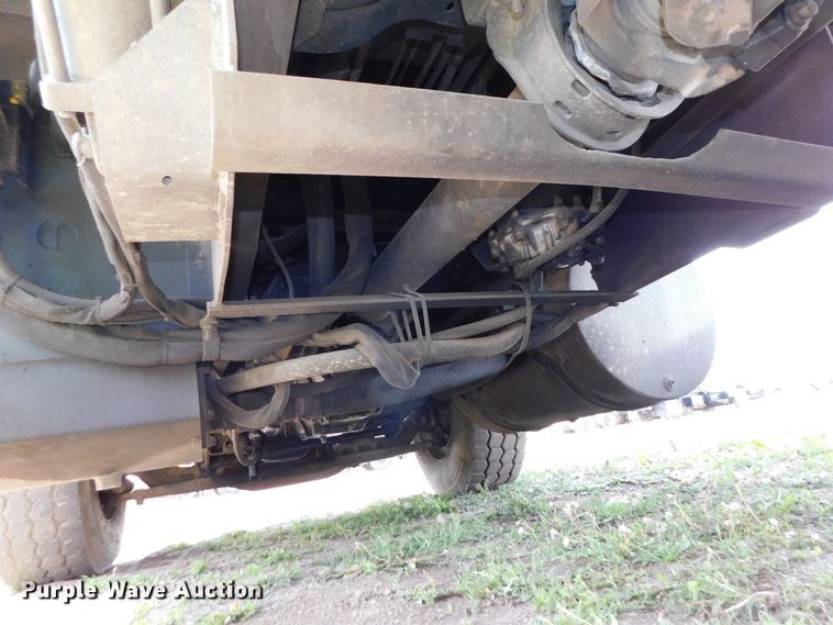 image for item HX9314 2006 Mack MR690S  refuse truck