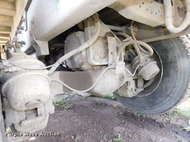 image for item HX9314 2006 Mack MR690S  refuse truck