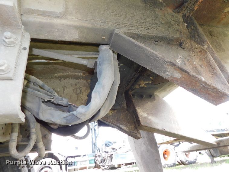 image for item HX9314 2006 Mack MR690S  refuse truck