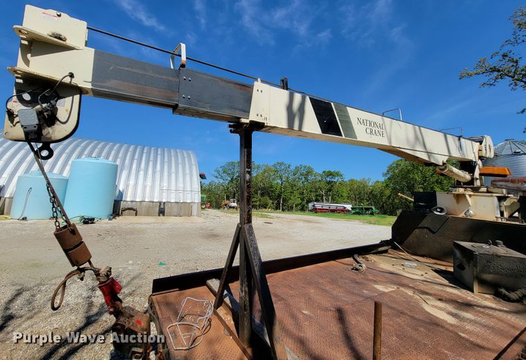 image for item IF9766 National Crane 400B  truck crane