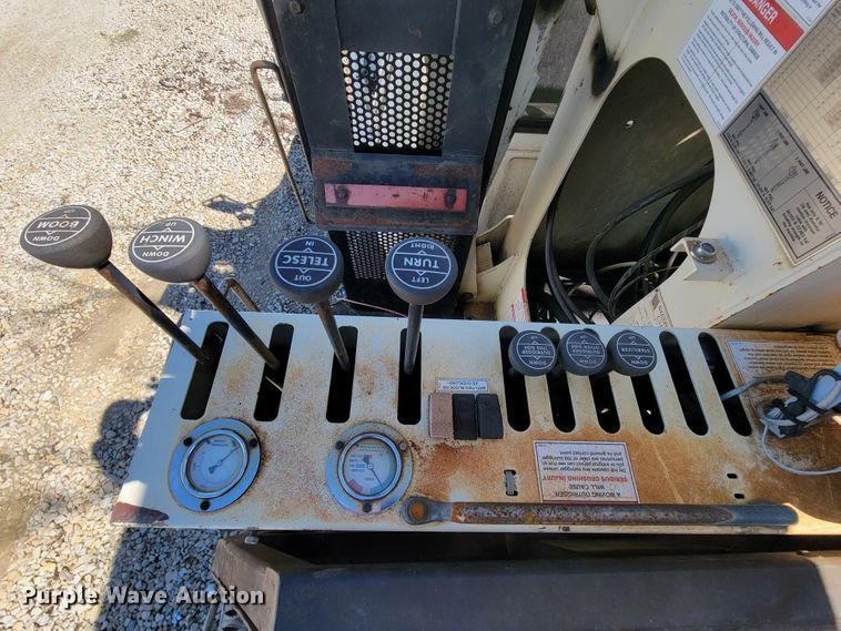 image for item IF9766 National Crane 400B  truck crane