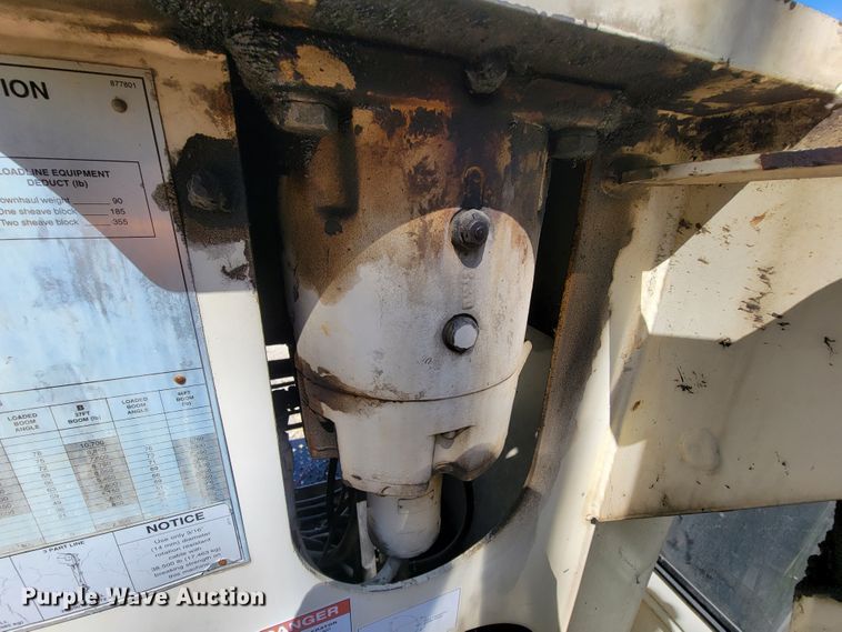 image for item IF9766 National Crane 400B  truck crane