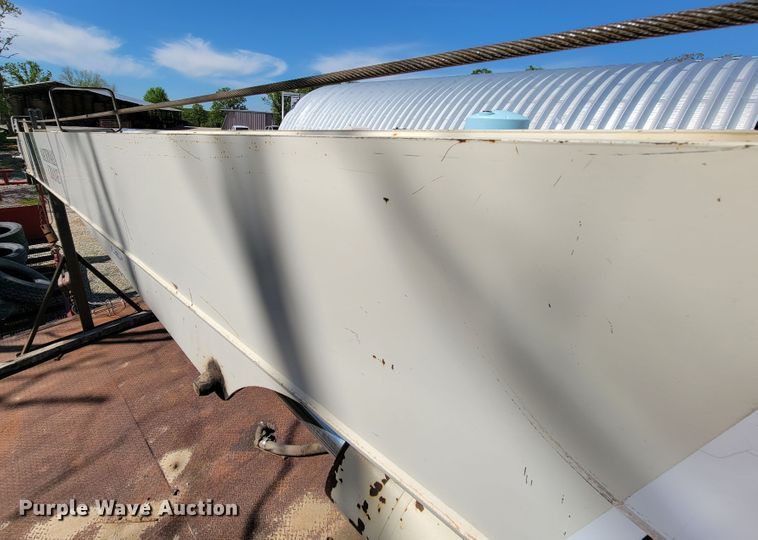 image for item IF9766 National Crane 400B  truck crane