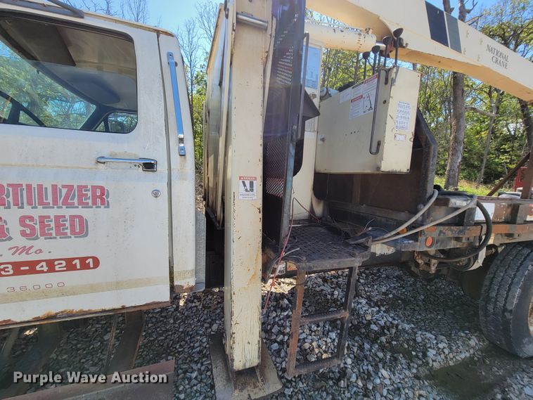 image for item IF9766 National Crane 400B  truck crane