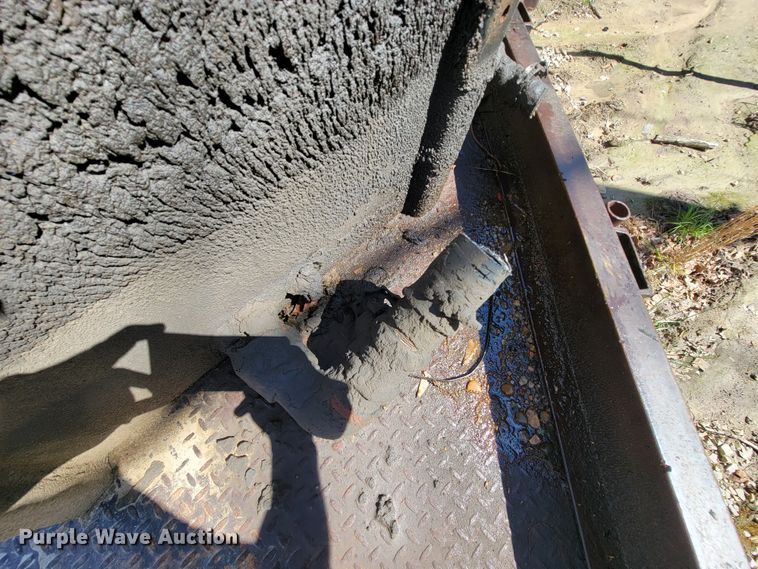 image for item IF9766 National Crane 400B  truck crane