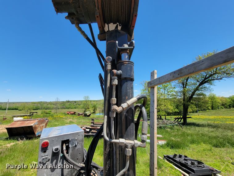 image for item IF9792 Hiab 026T  truck crane