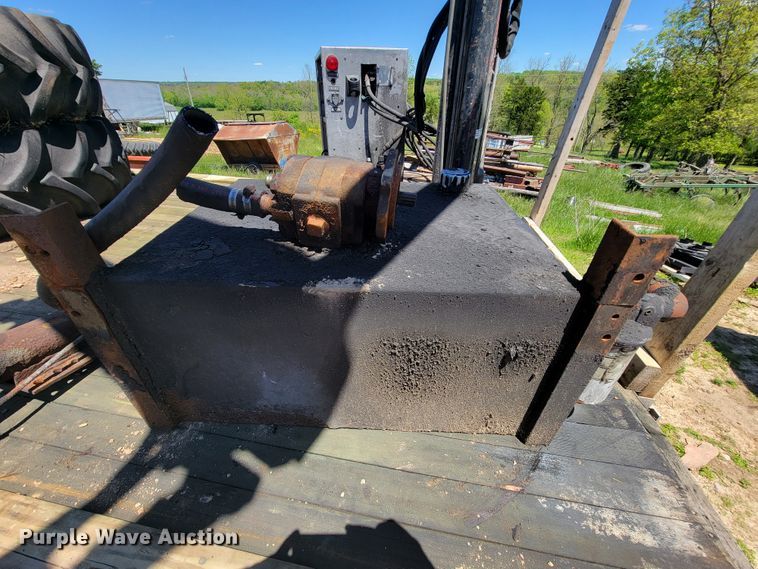 image for item IF9792 Hiab 026T  truck crane