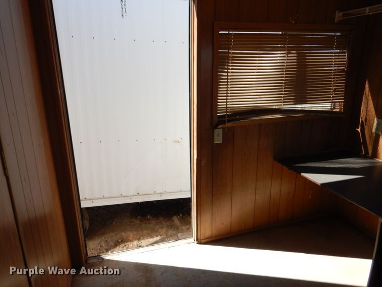image for item II9981 1999 Bard WA121-A05 jobsite trailer