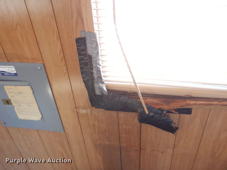 image for item II9981 1999 Bard WA121-A05 jobsite trailer