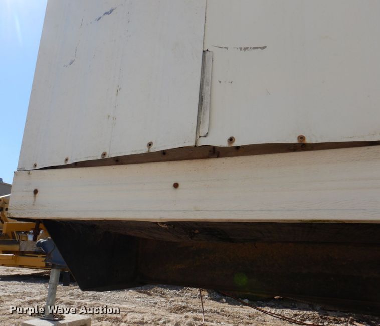 image for item II9982 1998 Jobsite trailer