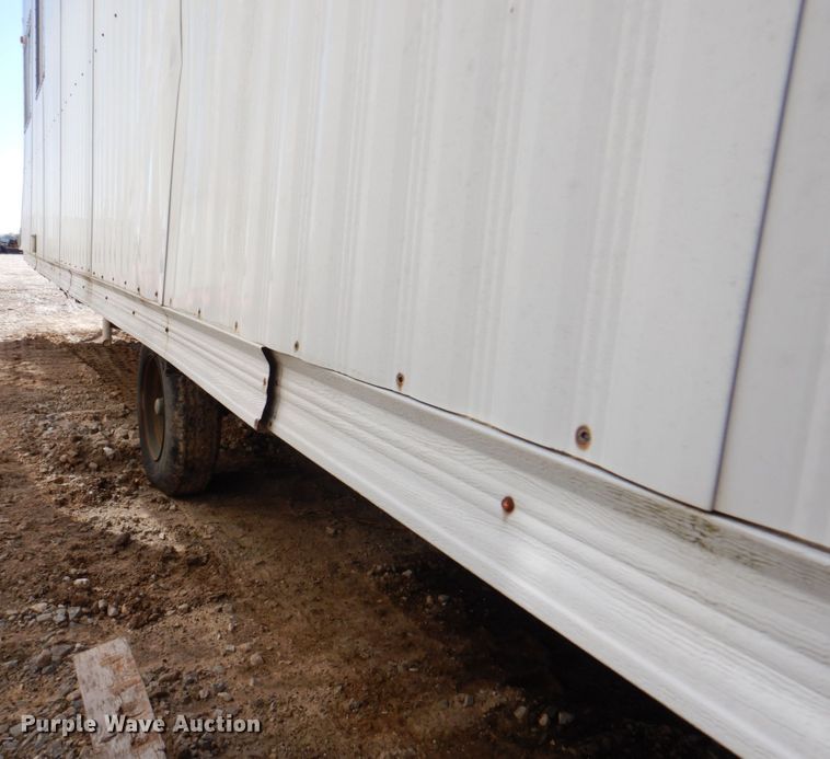 image for item II9982 1998 Jobsite trailer