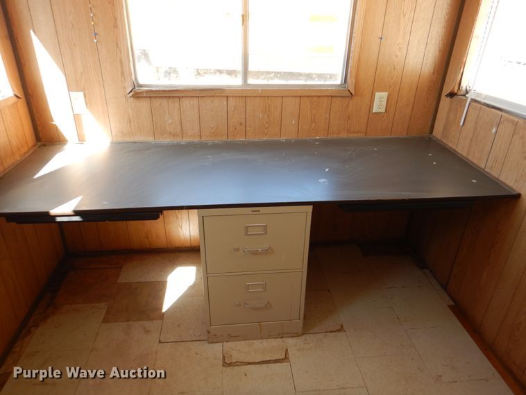 image for item II9982 1998 Jobsite trailer