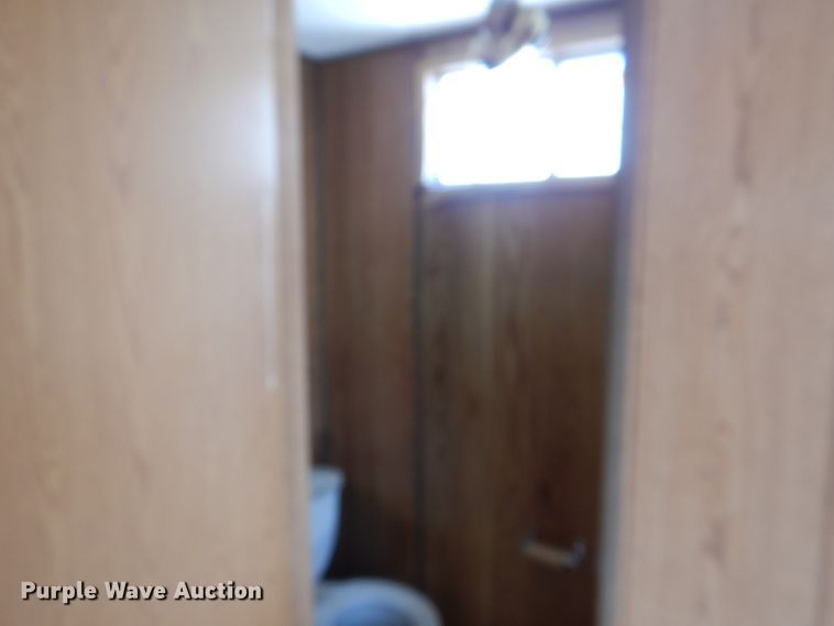 image for item II9982 1998 Jobsite trailer