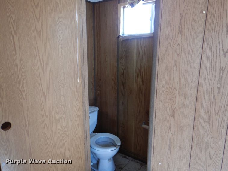 image for item II9982 1998 Jobsite trailer