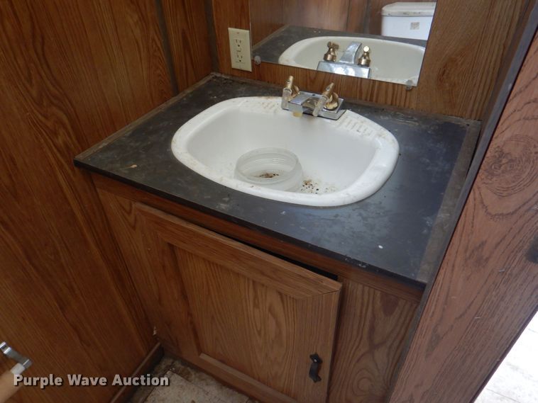 image for item II9982 1998 Jobsite trailer