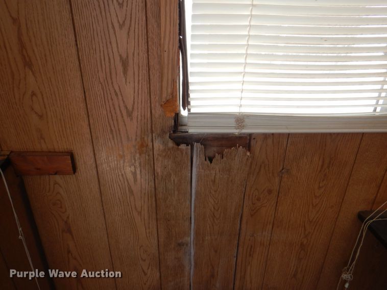 image for item II9982 1998 Jobsite trailer