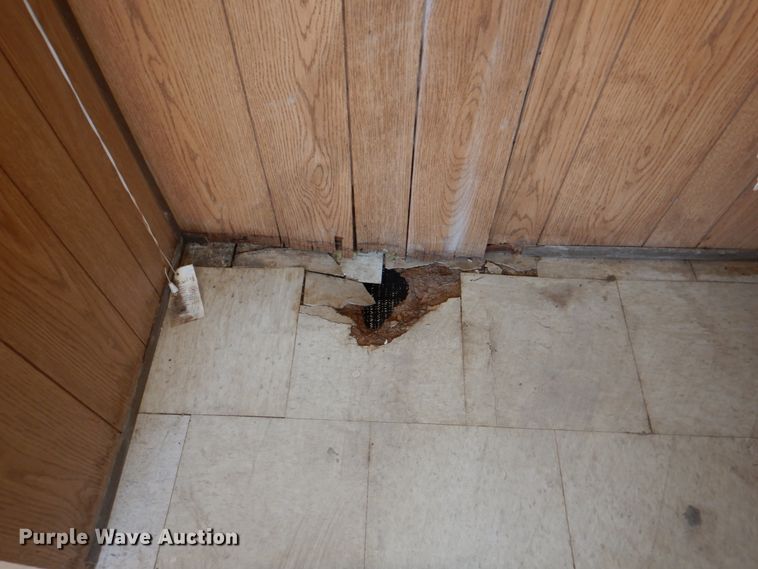 image for item II9982 1998 Jobsite trailer