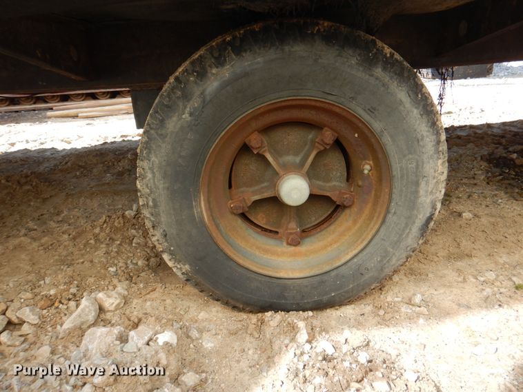 image for item II9982 1998 Jobsite trailer