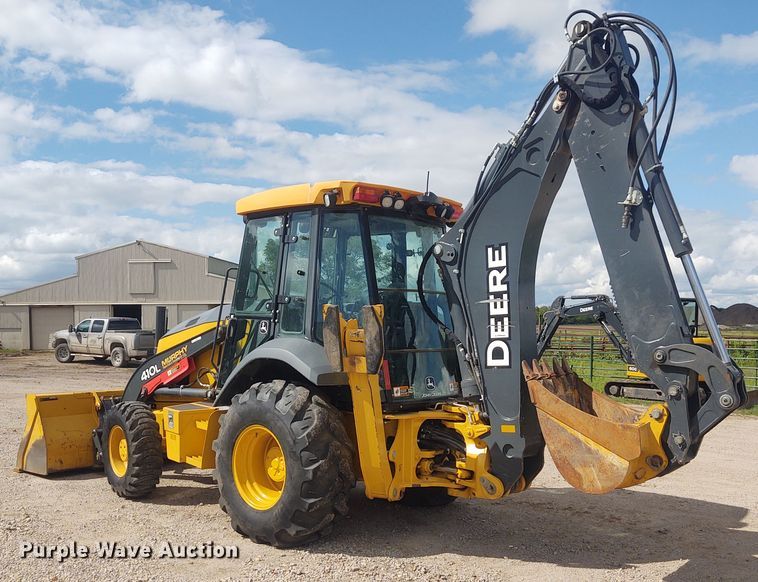 image for item IK9318 2018 John Deere 410L  backhoe