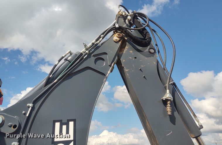 image for item IK9318 2018 John Deere 410L  backhoe