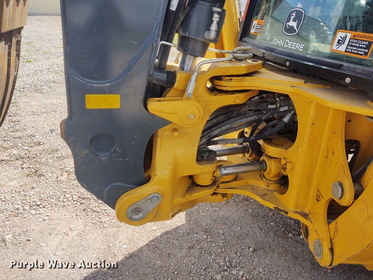 image for item IK9318 2018 John Deere 410L  backhoe