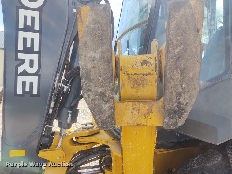 image for item IK9318 2018 John Deere 410L  backhoe