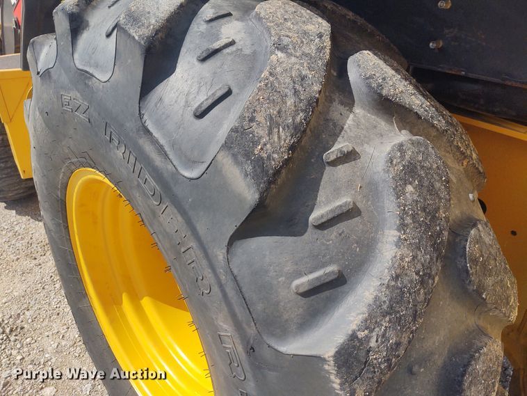 image for item IK9318 2018 John Deere 410L  backhoe