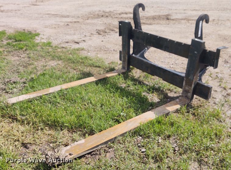 image for item IK9320 John Deere Worksite Pro 64"L backhoe forks