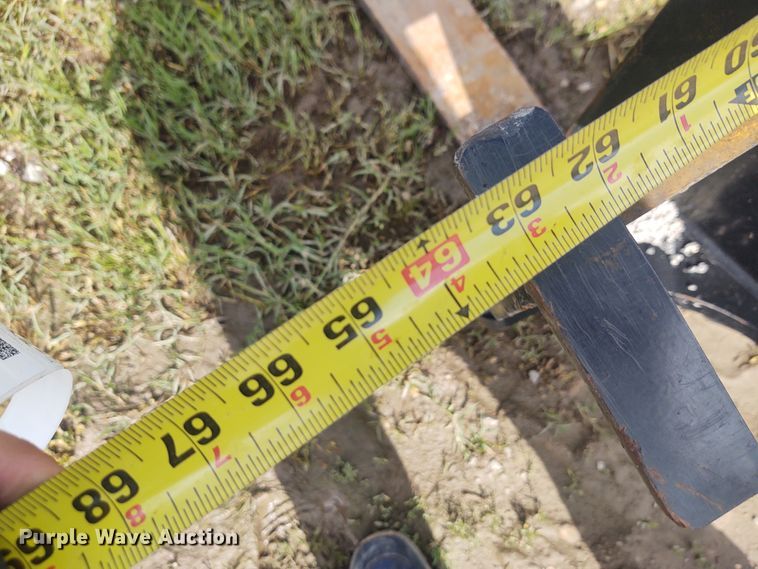 image for item IK9320 John Deere Worksite Pro 64"L backhoe forks