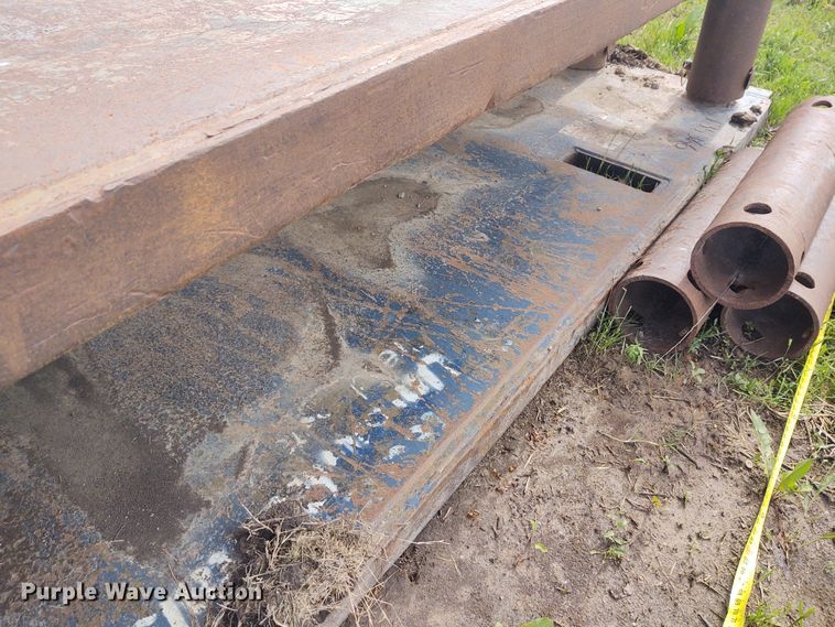 image for item IK9325 Trench box