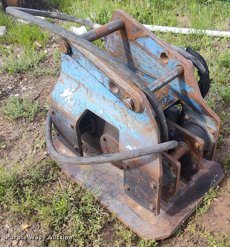 image for item IK9327 OAC 200 excavator plate compactor