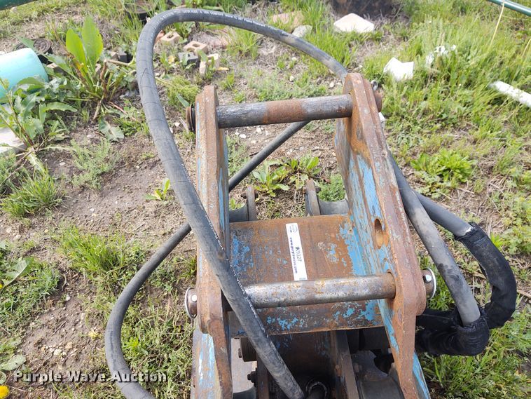 image for item IK9327 OAC 200 excavator plate compactor