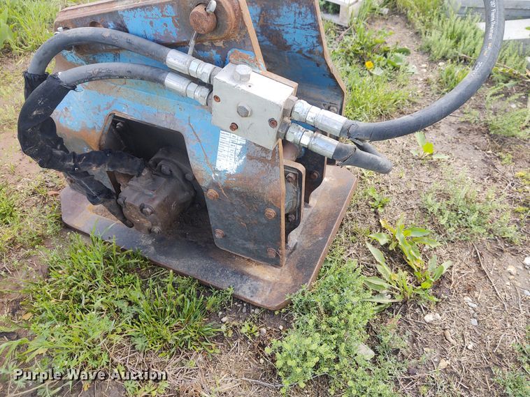 image for item IK9327 OAC 200 excavator plate compactor