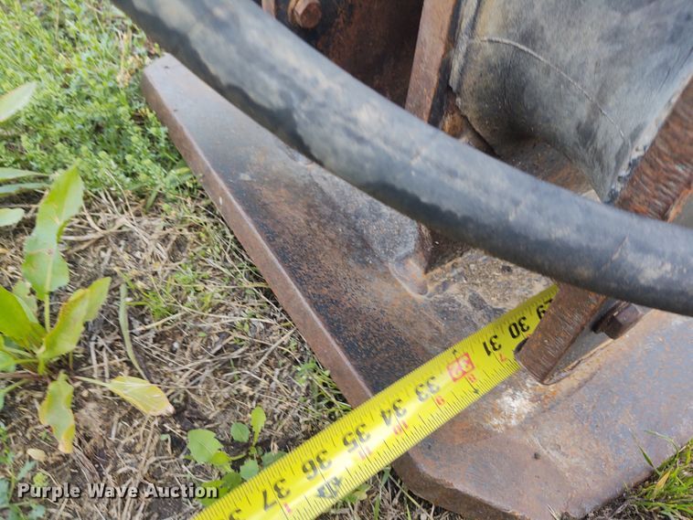 image for item IK9327 OAC 200 excavator plate compactor