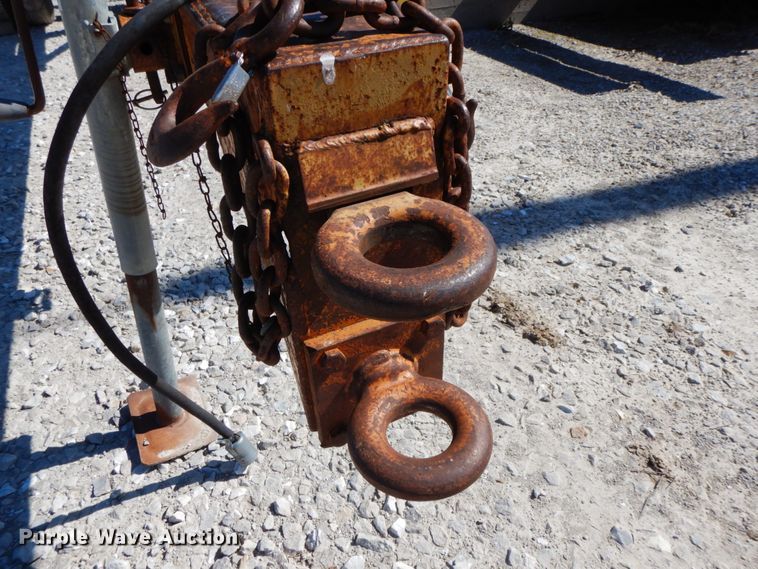 image for item IL9366 1995 Eagle UT&B Model H  pole trailer