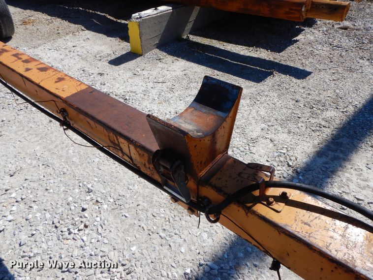 image for item IL9366 1995 Eagle UT&B Model H  pole trailer