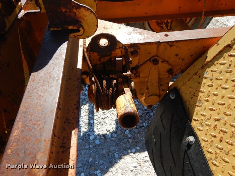 image for item IL9366 1995 Eagle UT&B Model H  pole trailer