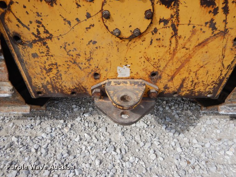 image for item IL9368 1993 Caterpillar D4C  Series II dozer