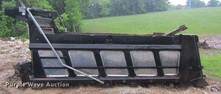 image for item IL9370 Heil  dump bed