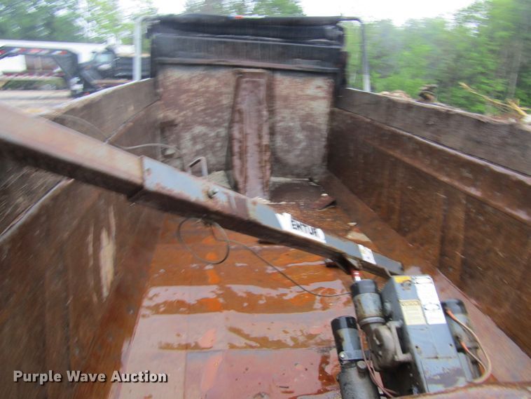 image for item IL9370 Heil  dump bed