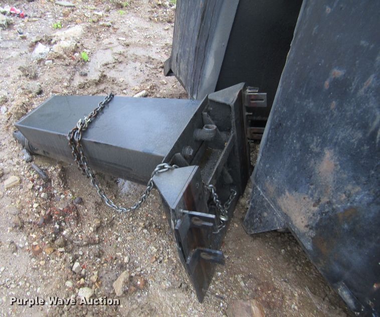 image for item IL9370 Heil  dump bed