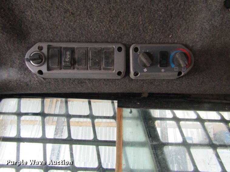 image for item IL9374 2011 Bobcat T320  tracked skid steer loader