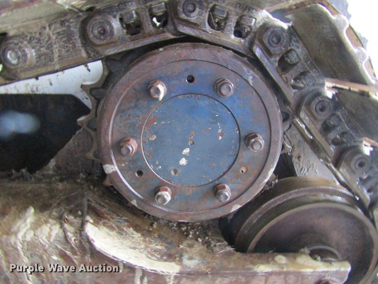 image for item IL9374 2011 Bobcat T320  tracked skid steer loader