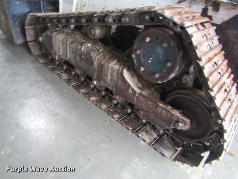 image for item IL9374 2011 Bobcat T320  tracked skid steer loader