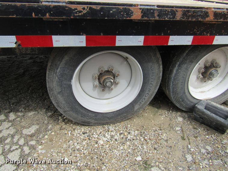 image for item IL9391 2016 Appalachian  tilt deck equipment trailer