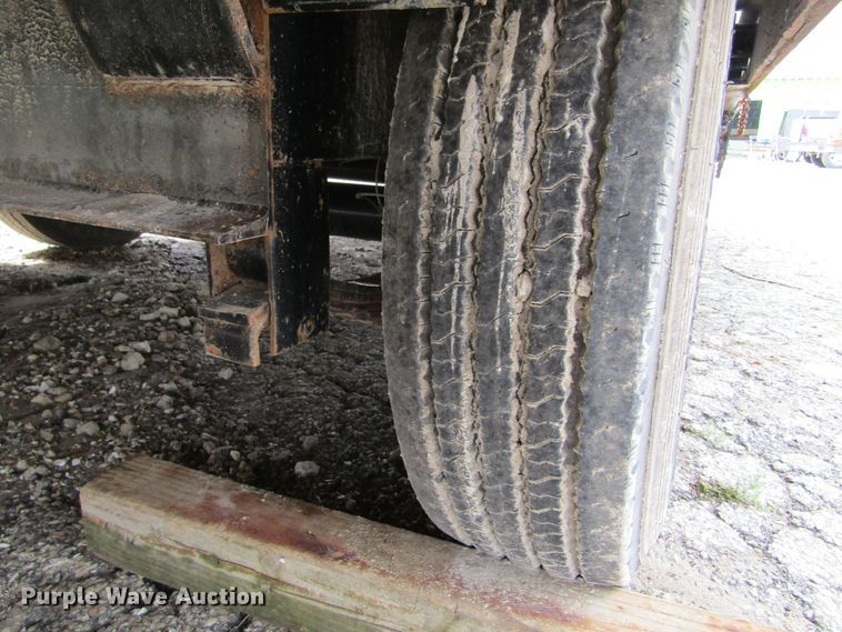 image for item IL9391 2016 Appalachian  tilt deck equipment trailer