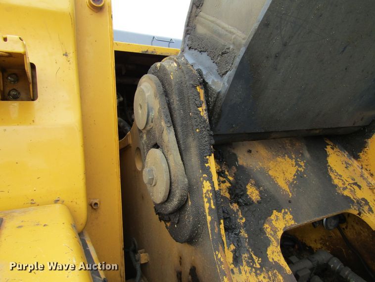 image for item IL9394 2011 John Deere 250G LC  excavator